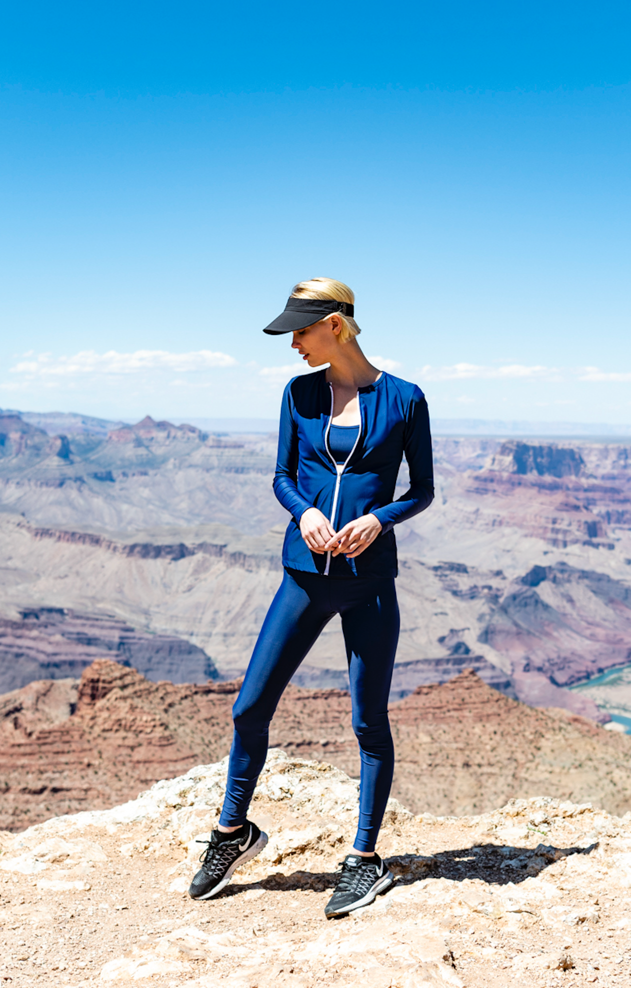 Long-Sleeved Front Zip Swim Cardigan - Cover