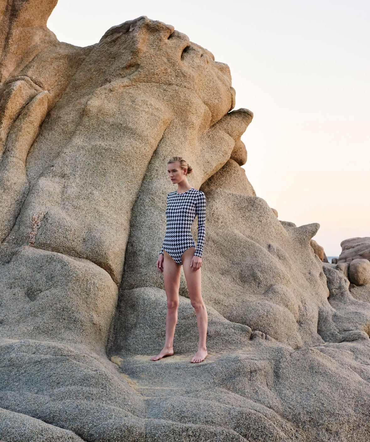 Long-Sleeved Swimsuit - Cover